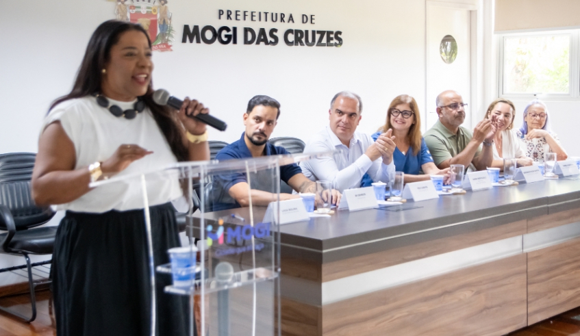 Conselheiras do COMMULHER para a gestão 2026/2028 foram empossadas na manhã desta quarta-feira pela prefeita Mara Bertaiolli (Divulgação/ PMMC)