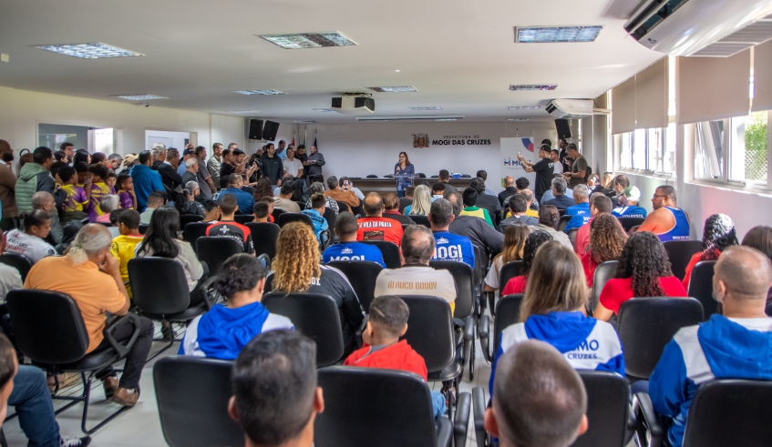 Prefeita Mara Bertaiolli lembrou que o Centro Esportivo de Braz Cubas é um local tradicional de valorização da identidade da comunidade do distrito (Divulgação/PMMC)