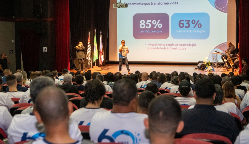 Junto à prefeita, diretor-geral do Semae fez balanço das principais obras concluídas e em andamento a partir de 2025 (Divulgação/PMMC)