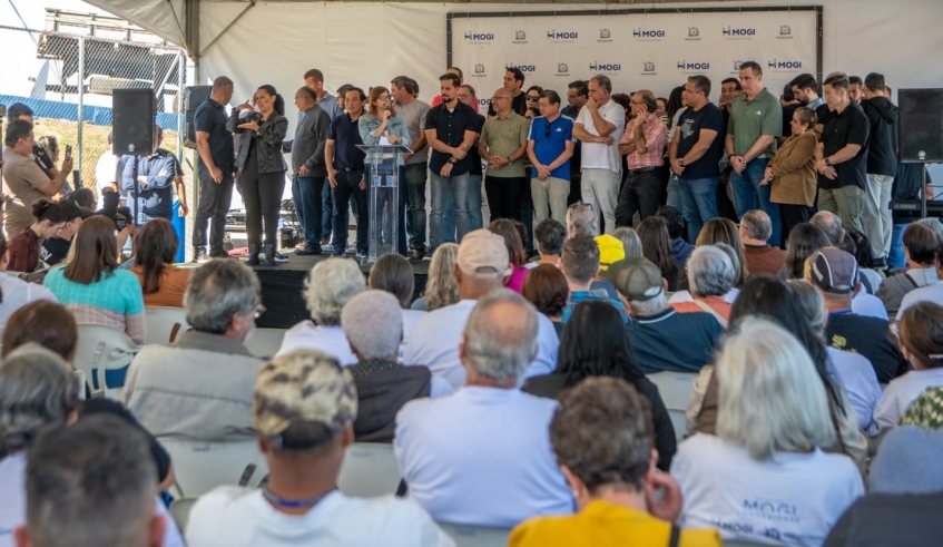 Prefeita Mara Bertaiolli destacou a importância da revitalização da Praça Kaizuka para oferecer mais qualidade de vida para os moradores da região (Divulgação/PMMC)