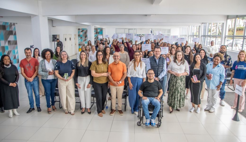 Fundo Social realizou a cerimônia de entrega dos certificados de conclusão aos 76 alunos da quinta turma dos cursos gratuitos de qualificação profissional