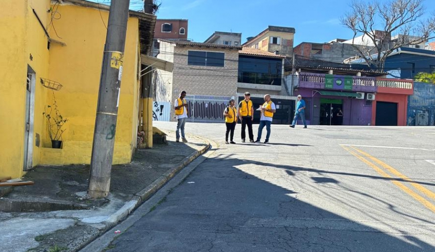 Equipes da empresa contratada e também da Prefeitura estiveram no Jardim Planalto e Praça Cerradão nesta semana, para uma vistoria inicial (Divulgação/ PMMC)