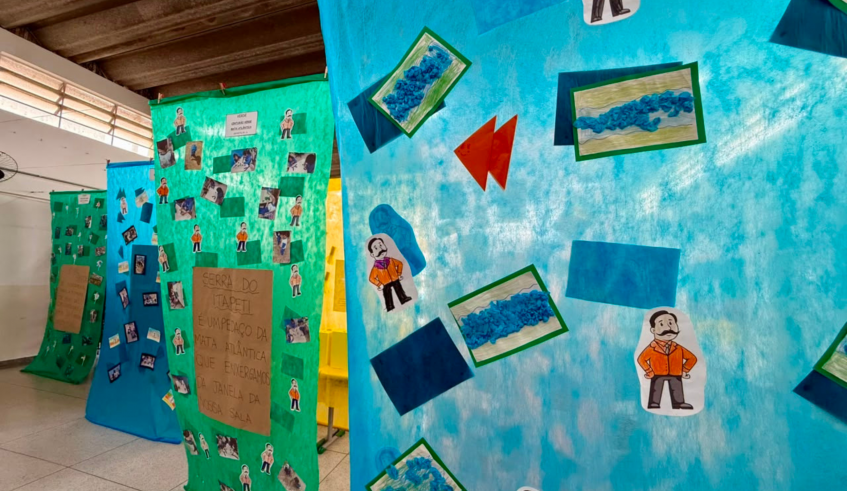 A exposição aborda o passado, o presente e o futuro da unidade escolar, que completará 50 anos no dia 1º de setembro. (Divulgação/PMMC)