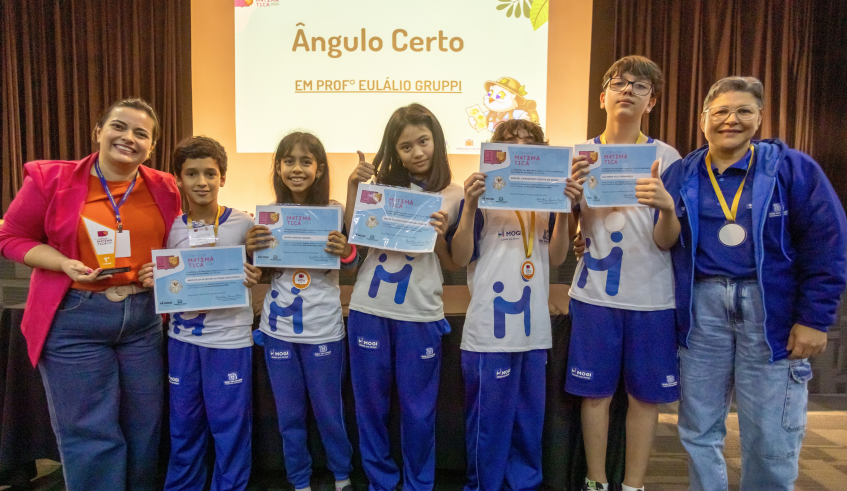 A equipe Ângulo Certo, da EM Prof Eulálio Gruppi, no Mogi Moderno, venceu a V Jornada Matemática. (Divulgação/PMMC)