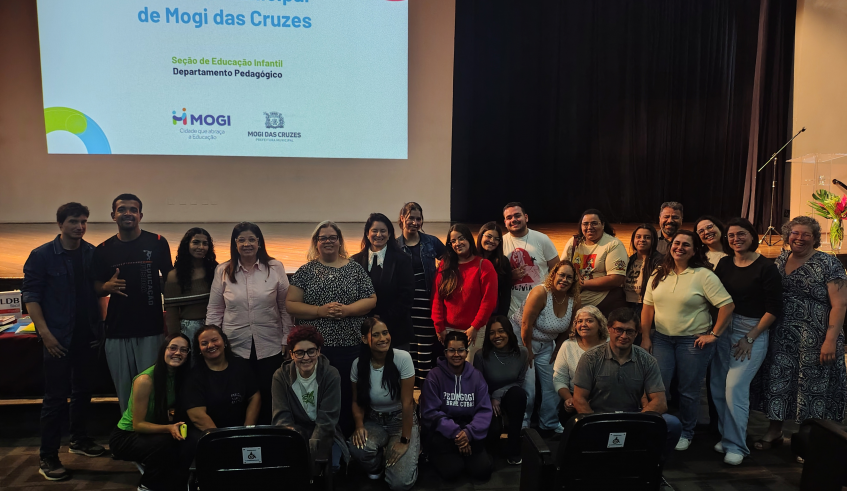 Na visita foi abordada a trajetória da construção dos referenciais curriculares da Educação Infantil até a elaboração dos documentos atuais. (Divulgação/PMMC)